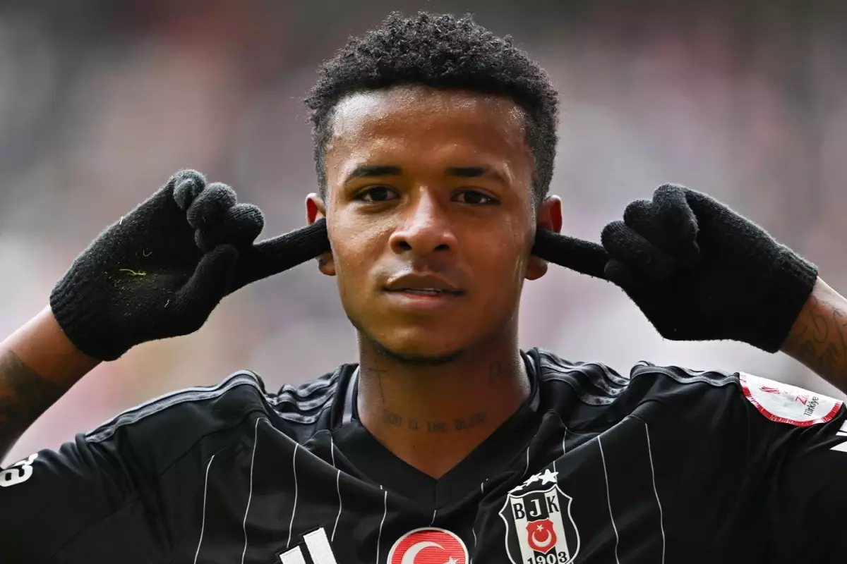 Kenny Arroyo için 7.5 milyon euroluk teklif! İşte Beşiktaş\'ın yanıtı