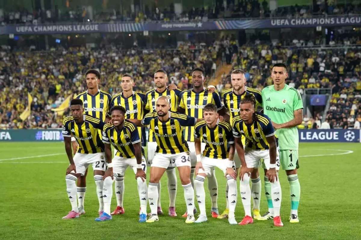 Fenerbahçe, Benfica ile Devler Ligi için savaşıyor