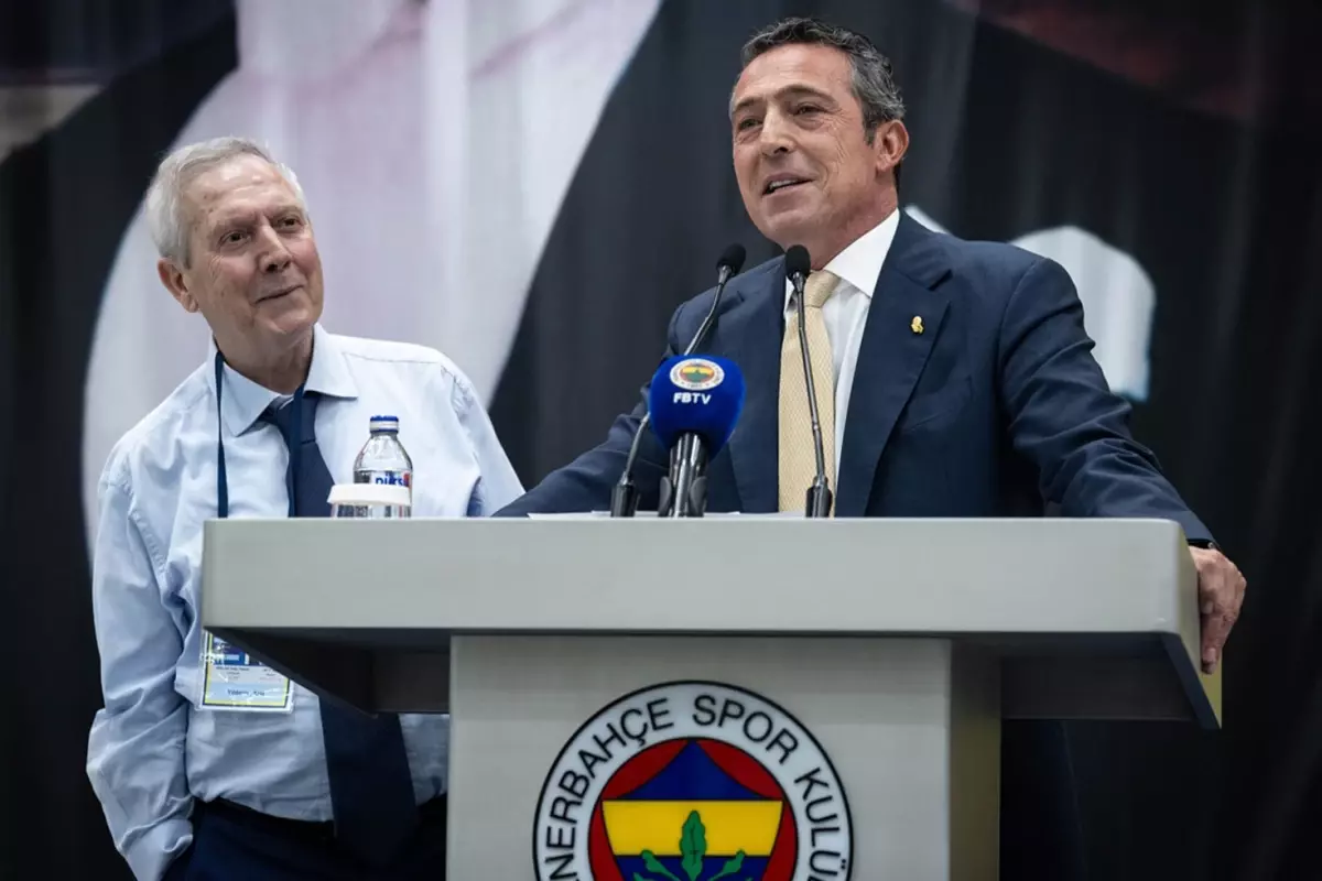Futbolcular bayram edecek! Fenerbahçe\'de Benfica maçı için bomba karar 