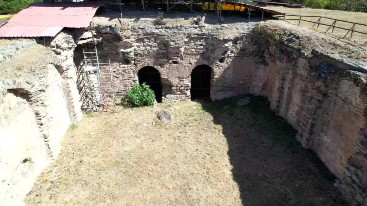 İstanbul\'da Gizli Bizans Manastırı