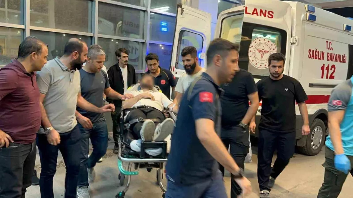 Adıyaman\'da Feci Kaza: 4 Polis Yaralı