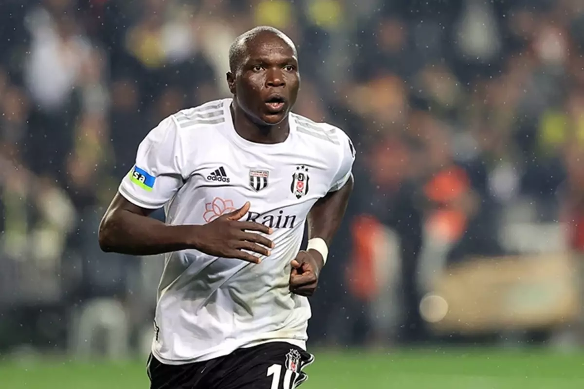 Transferinde tek engel var! Aboubakar Süper Lig\'e geri dönüyor