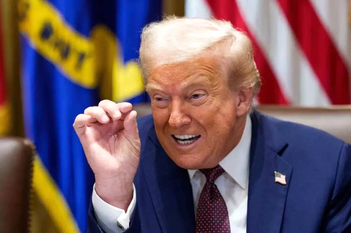 Trump\'ın Hindistan\'a Gümrük Vergisi Artışı