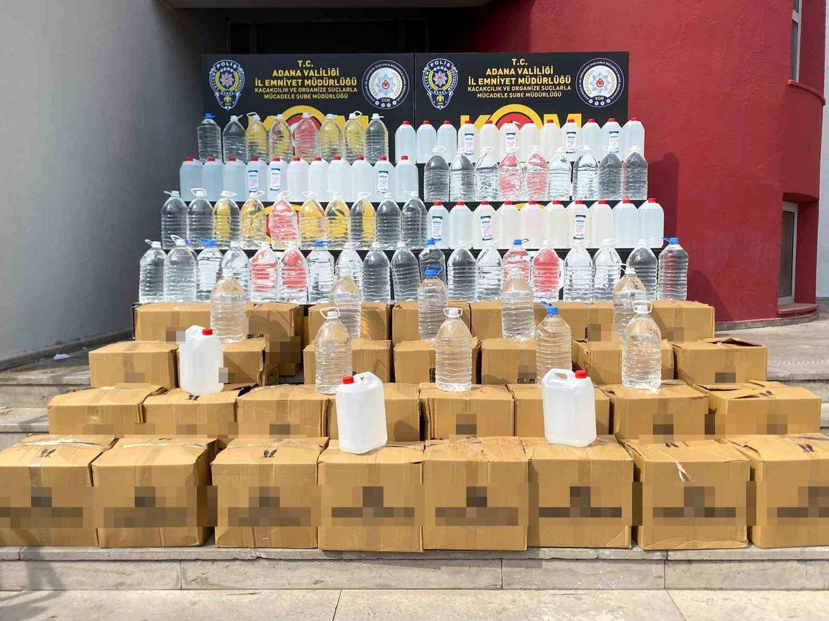 Adana\'da 2 Ton Kaçak Alkol Ele Geçirildi