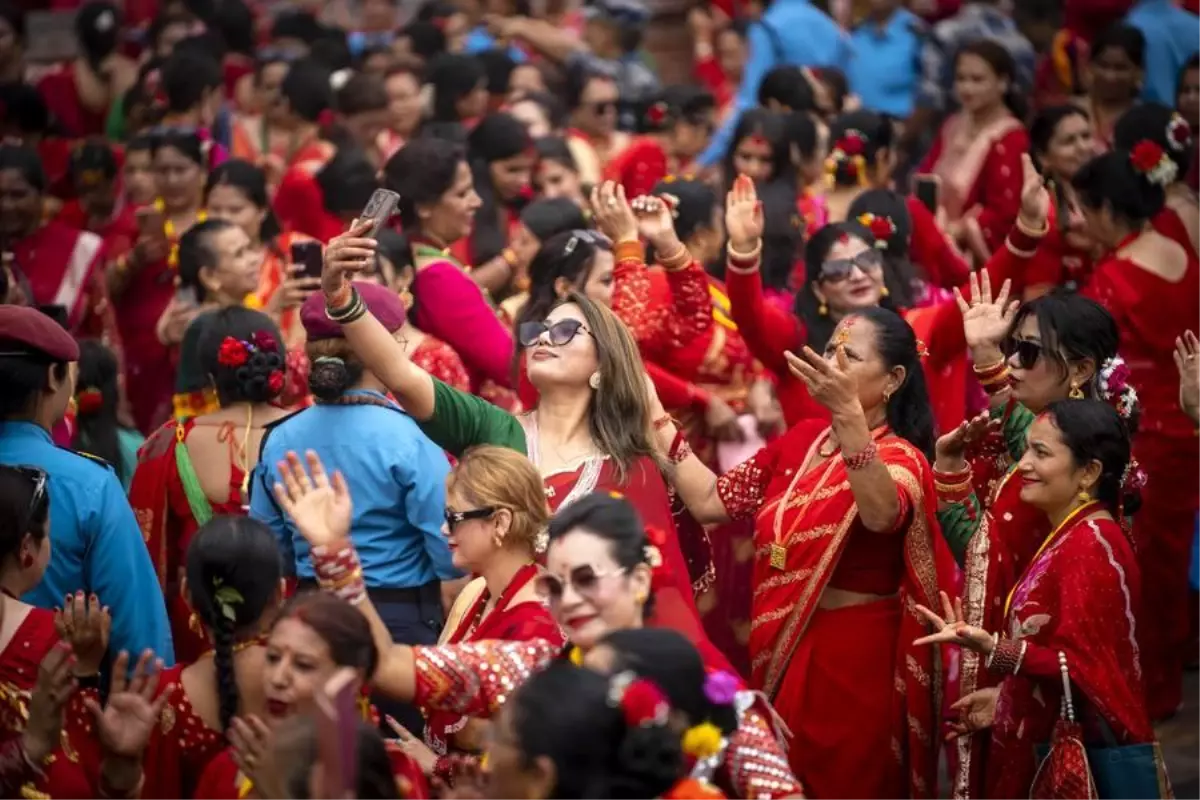 Nepal\'de Teej Festivali Kutlandı