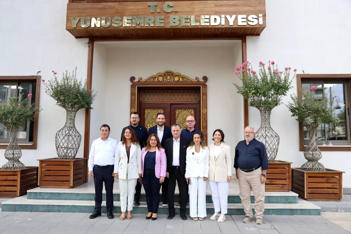 Yunusemre Belediye Başkanı Balaban, CHP Milletvekillerini Ağırladı