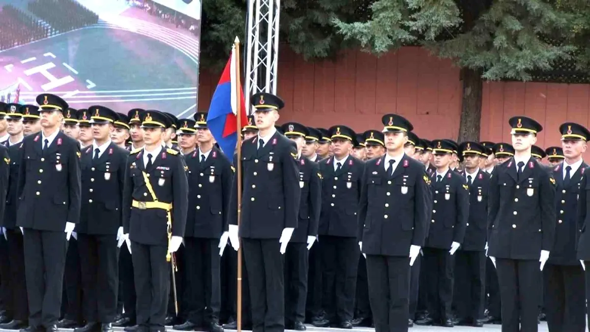 Bursa\'da 781 Astsubay Mezun Oldu