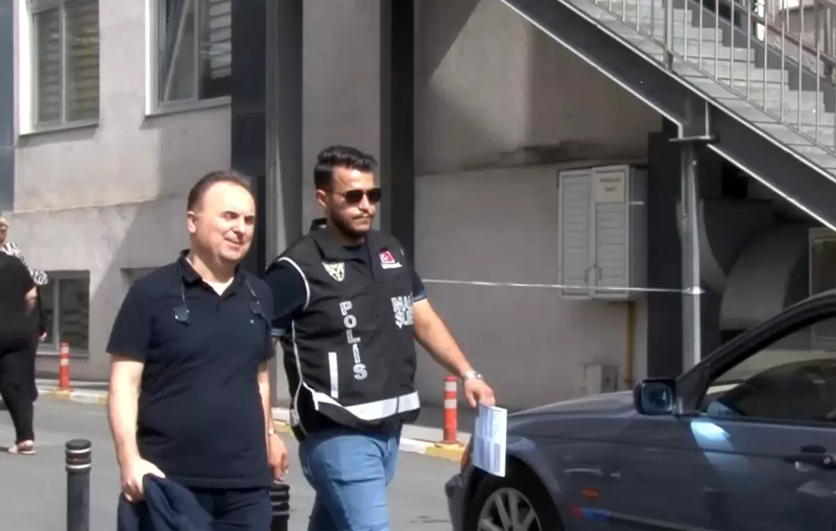 Ekrem İmamoğlu\'nun Avukatı Gözaltında, Sağlık Kontrolünden Geçti