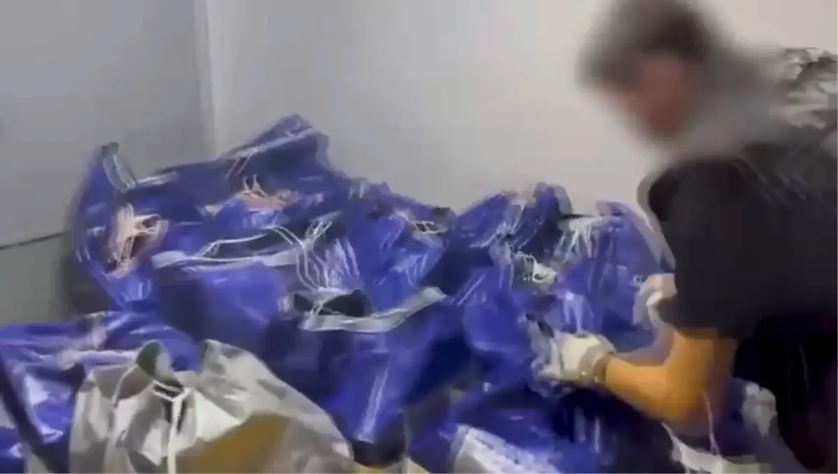 İstanbul\'da Uyuşturucu Operasyonu: 750 Bin Hap Ele Geçirildi