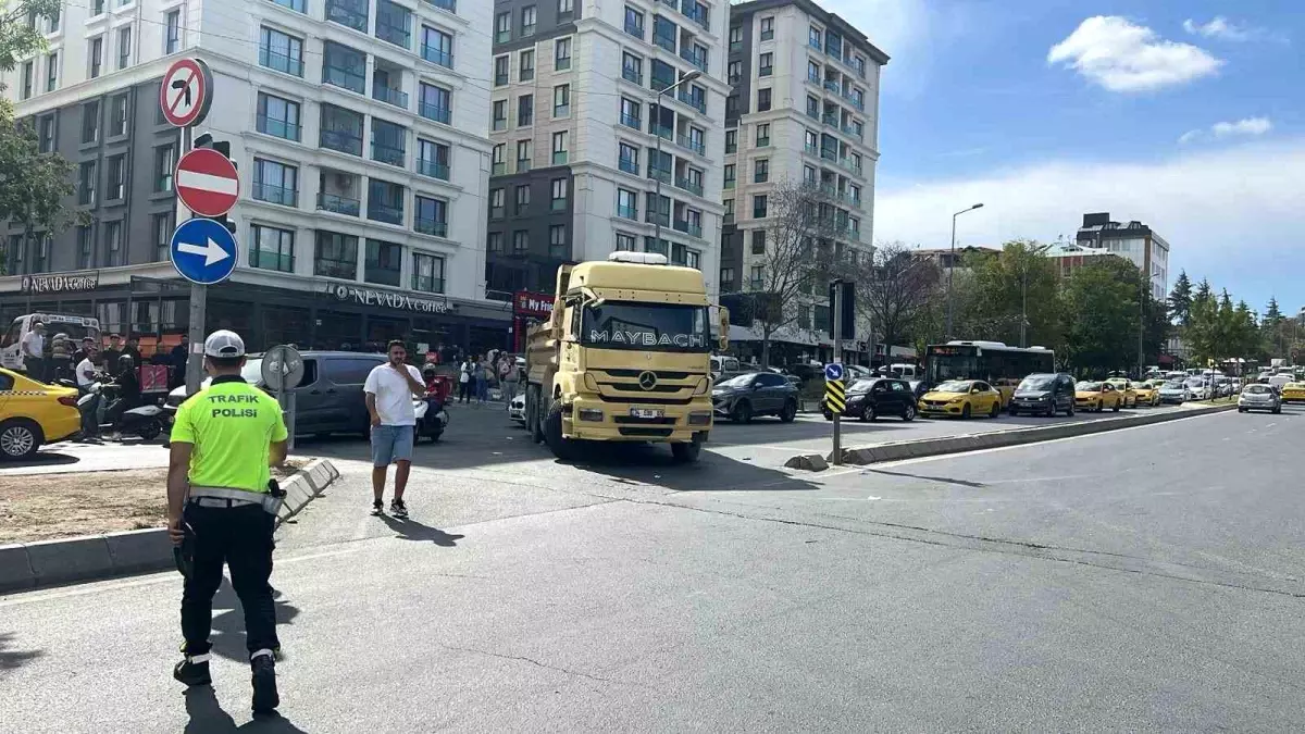 Hafriyat Kamyonu Kadını Ezdi