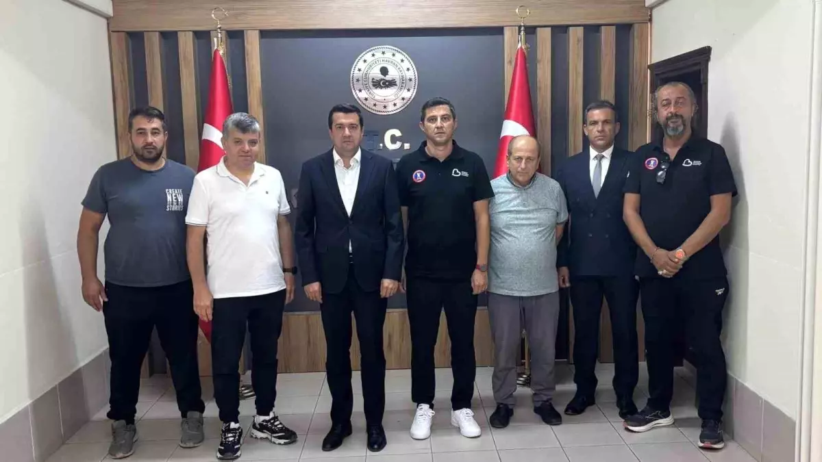Havran Belediye Spor Kulübü\'nden Kaymakam Evlice\'ye Hayırlı Olsun Ziyareti