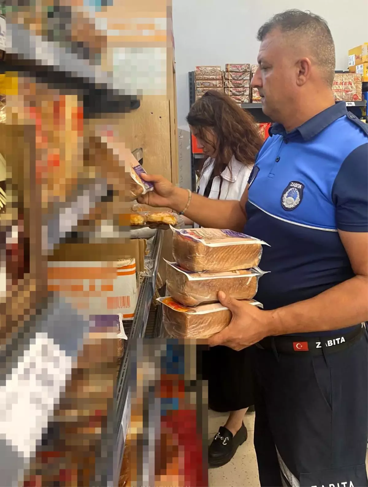 Kemer Belediyesi\'nden Zincir Market Denetimi