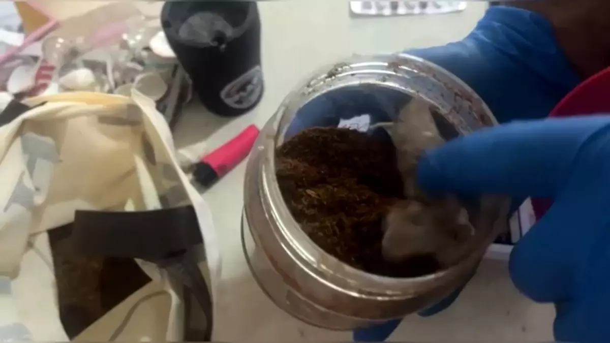 Adana\'da Uyuşturucu Operasyonu: 7 Gözaltı