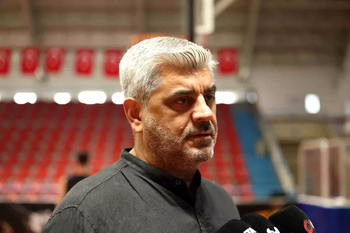 Kocaeli BŞB Kağıtspor, bir yıl aradan sonra TBL\'de