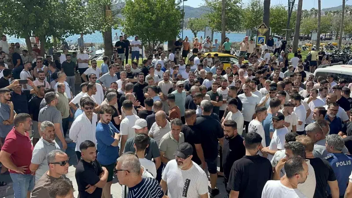 Marmaris Esnafı Protesto Düzenledi