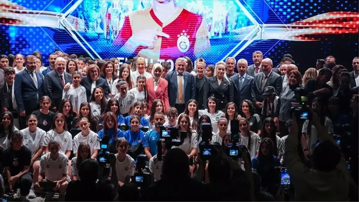 2. Kristal Ayaklar Ödül Gecesi renkli görüntülere sahne oldu