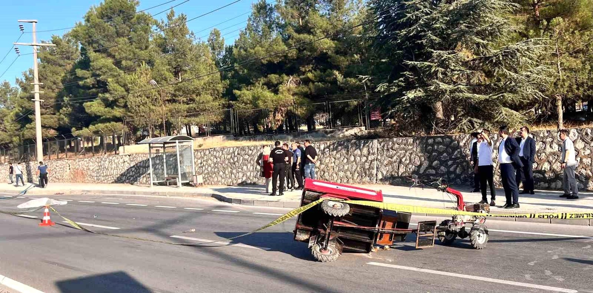 Burdur\'da Kaza: Tarım Aracı Sürücüsü Hayatını Kaybetti