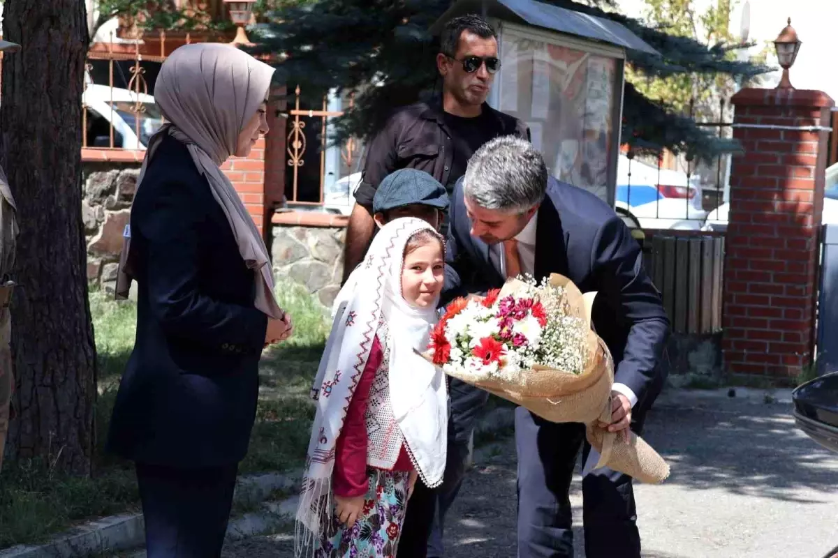 Erzurum\'da Aile ve Sosyal Hizmetler Bakan Yardımcısı Tarıkdaroğlu Ziyaretlerde Bulundu