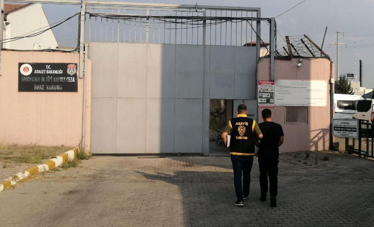 Balıkesir\'de 22 Kişi Hapis Cezaevine Gönderildi