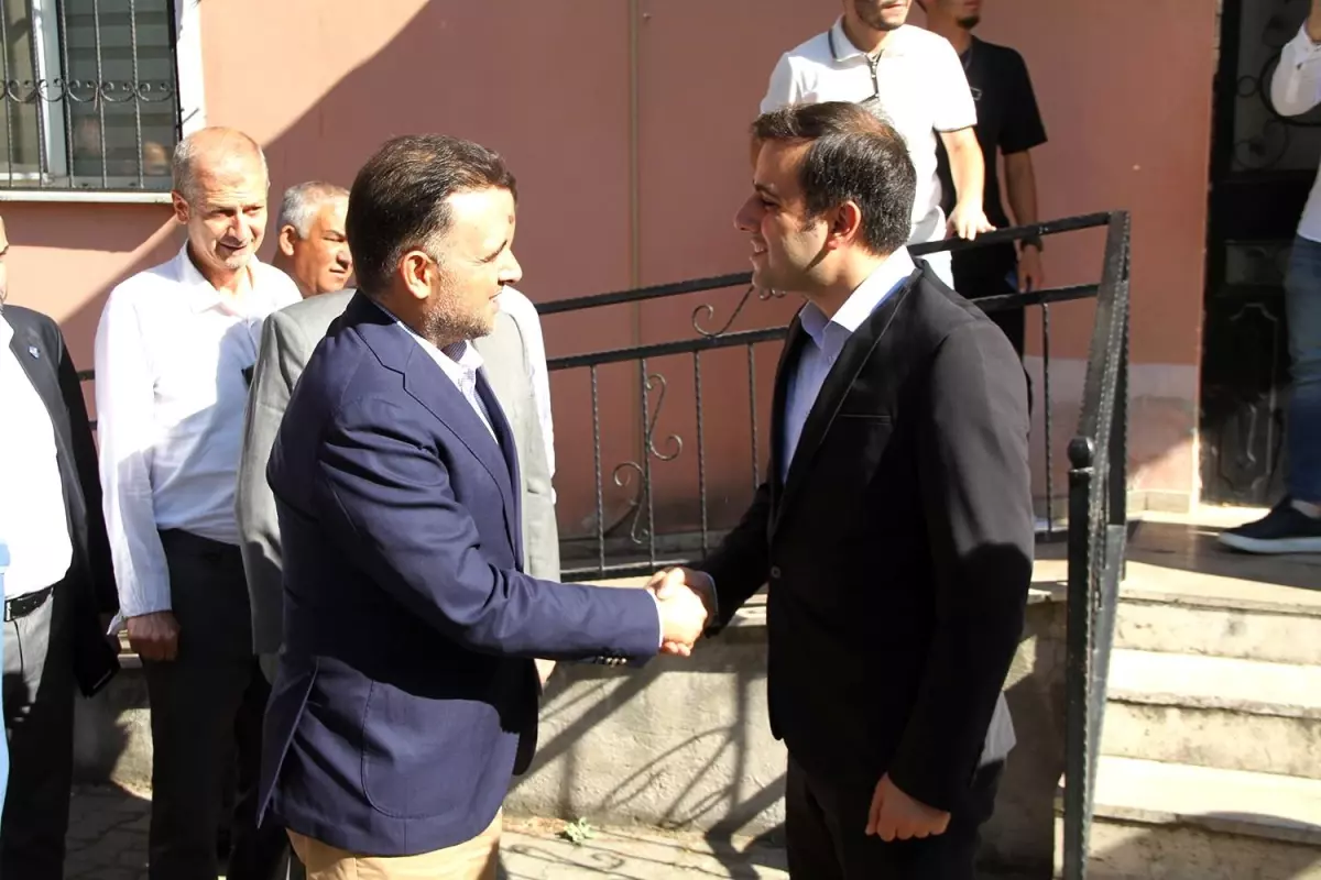 Baybatur Kula\'da Eğitim ve Konutları İnceledi