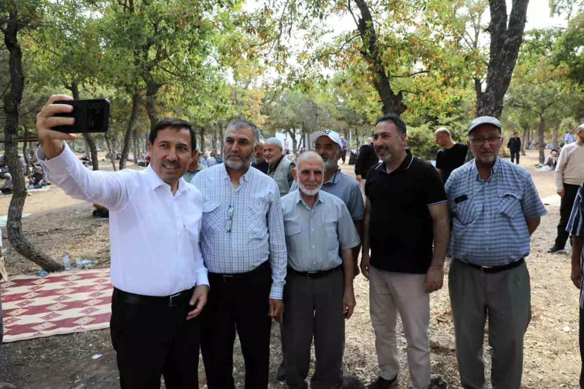 Karatay Belediyesi\'nden Emeklilere Piknik ve Gezi Programı