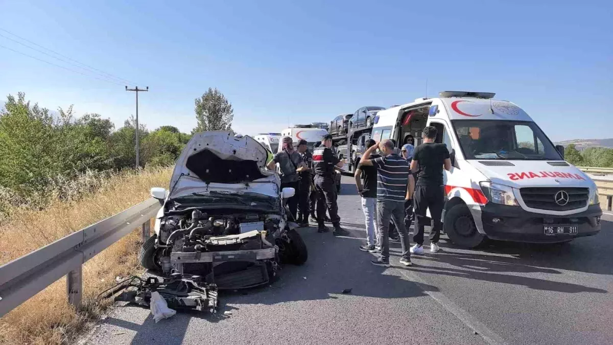 İnegöl\'de Trafik Kazası: 1 Yaralı