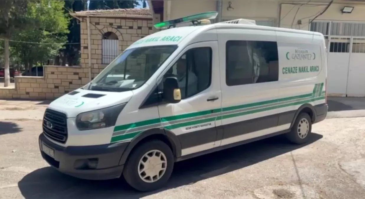 Bıçakla Yaralanan Kadın Hayatını Kaybetti