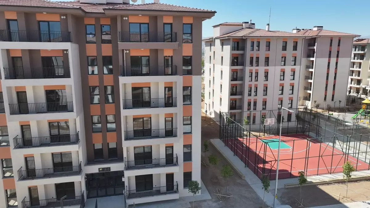 Malatya\'da Deprem Konutları İçin Yoğun Çalışma