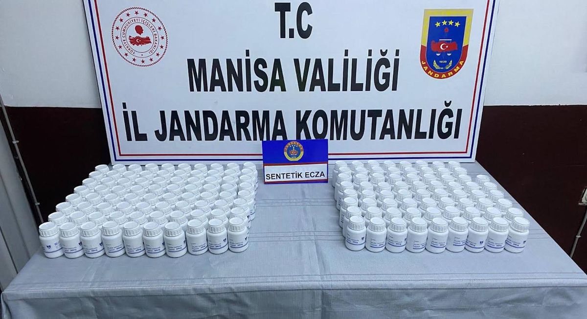Manisa\'da 8740 Sentetik Hap Ele Geçirildi