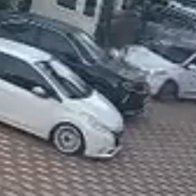 Mersin'de Kaza: Kadın Sürücü Yaya Komşusuna Çarptı