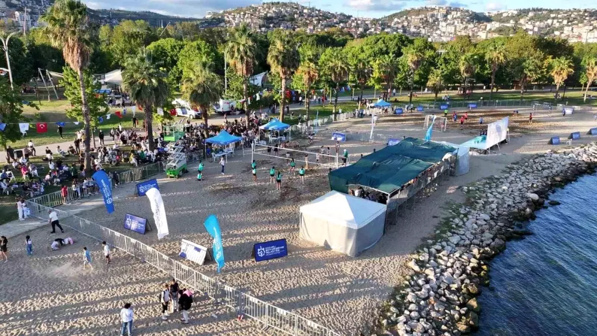 Kocaeli\'de Ödüllü Plaj Şenlikleri Coşkusu