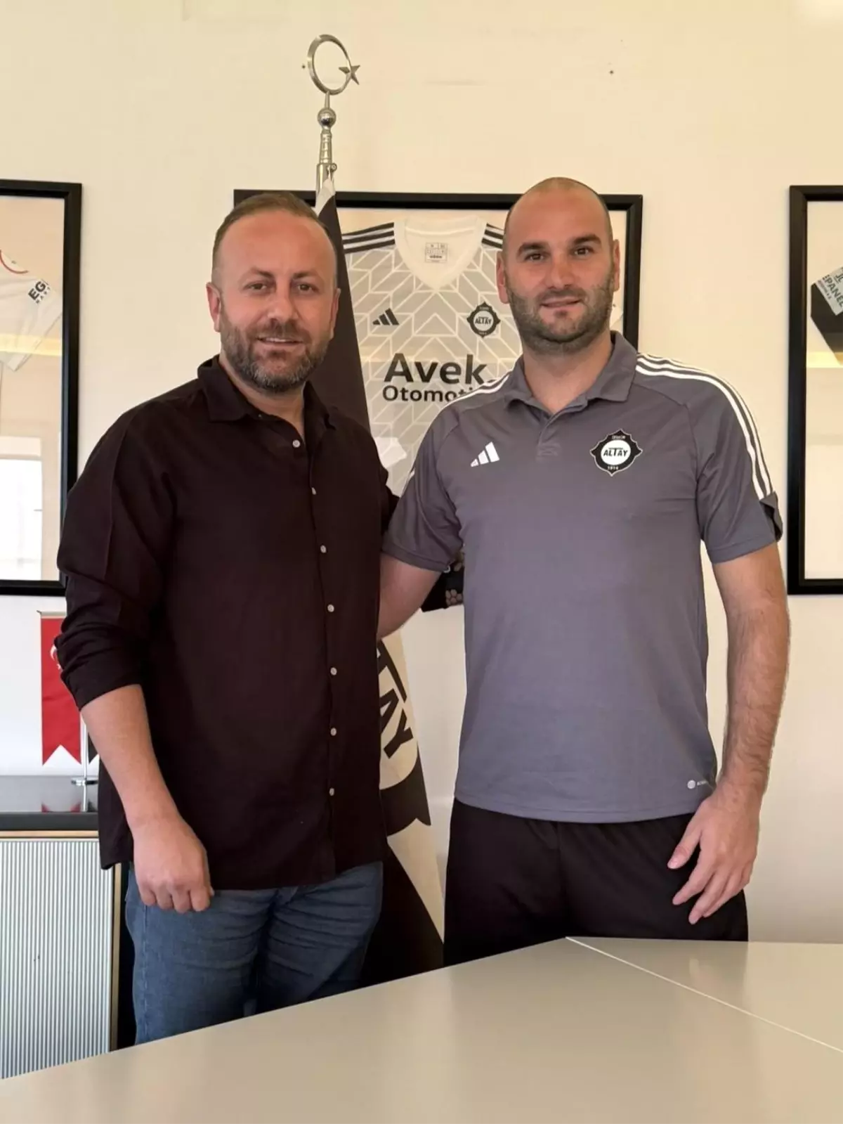 Altay\'da Haciz Çözümü