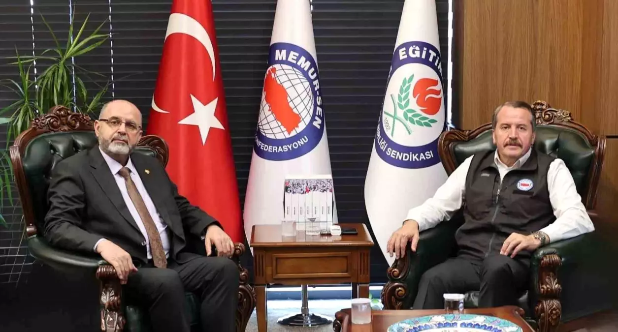 Eğitim-Bir-Sen\'den Suriye Öğretmenler ile İş Birliği