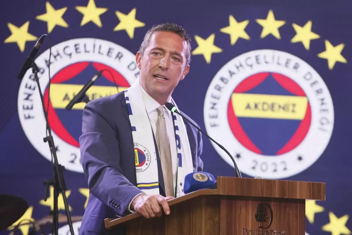 Fenerbahçe\'de kritik toplantı bitti! Teknik direktör için 4 aday var