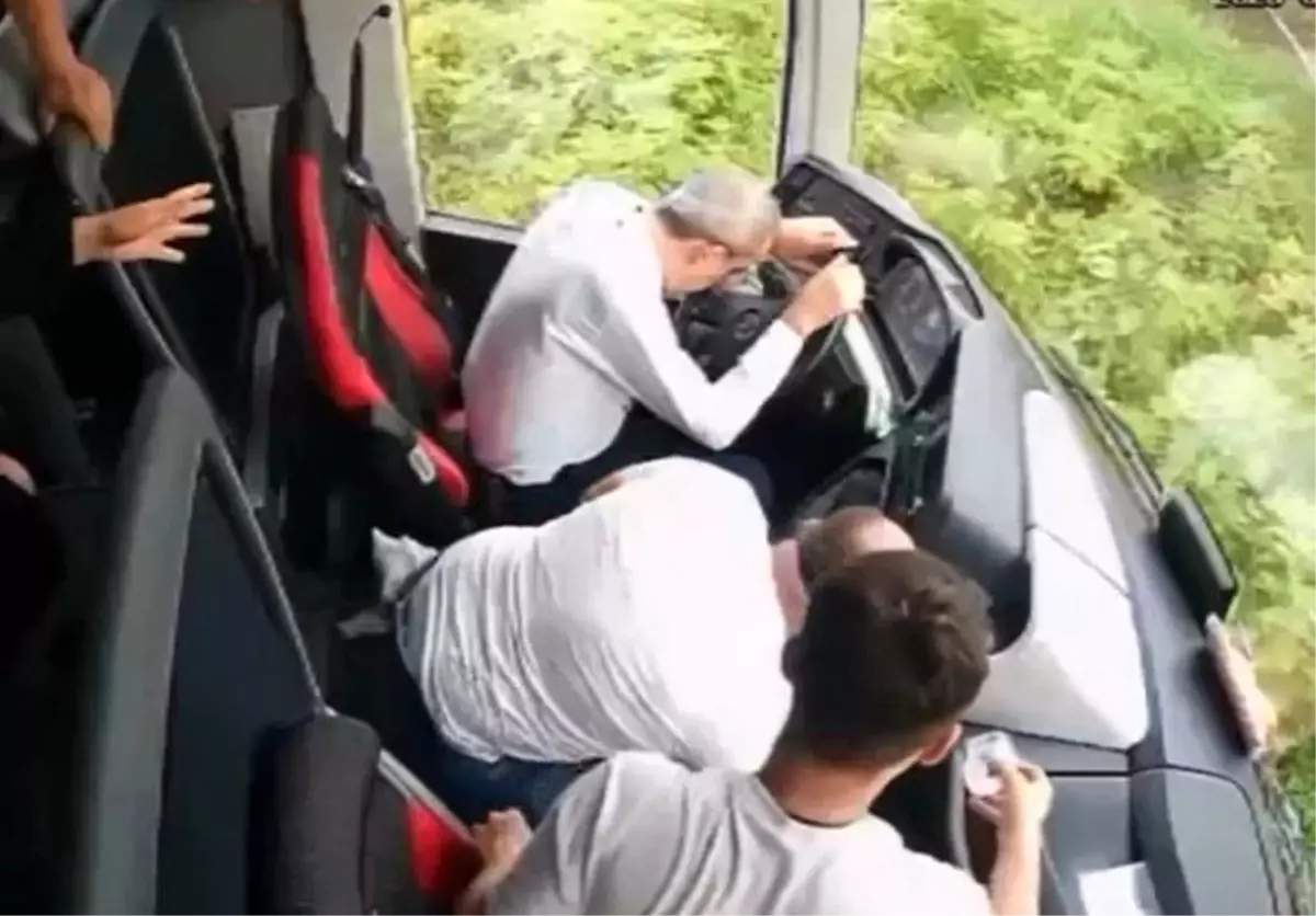 Samsun\'da Otobüs Kazası: Yeni Görüntüler Ortaya Çıktı
