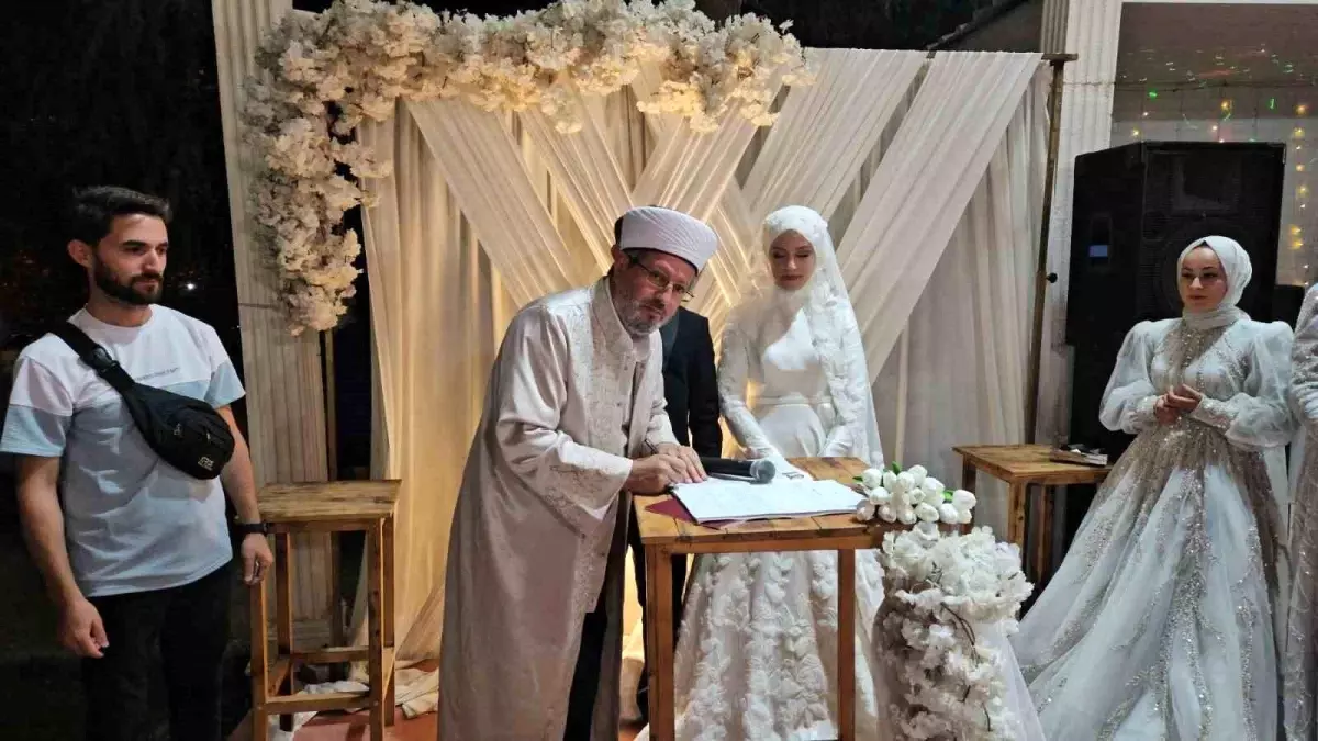 Balıkesir\'de Müftülük Nikahı