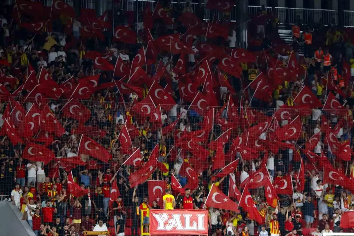 Göztepe ve Konyaspor\'un İlk Yarısı Golsüz Geçti