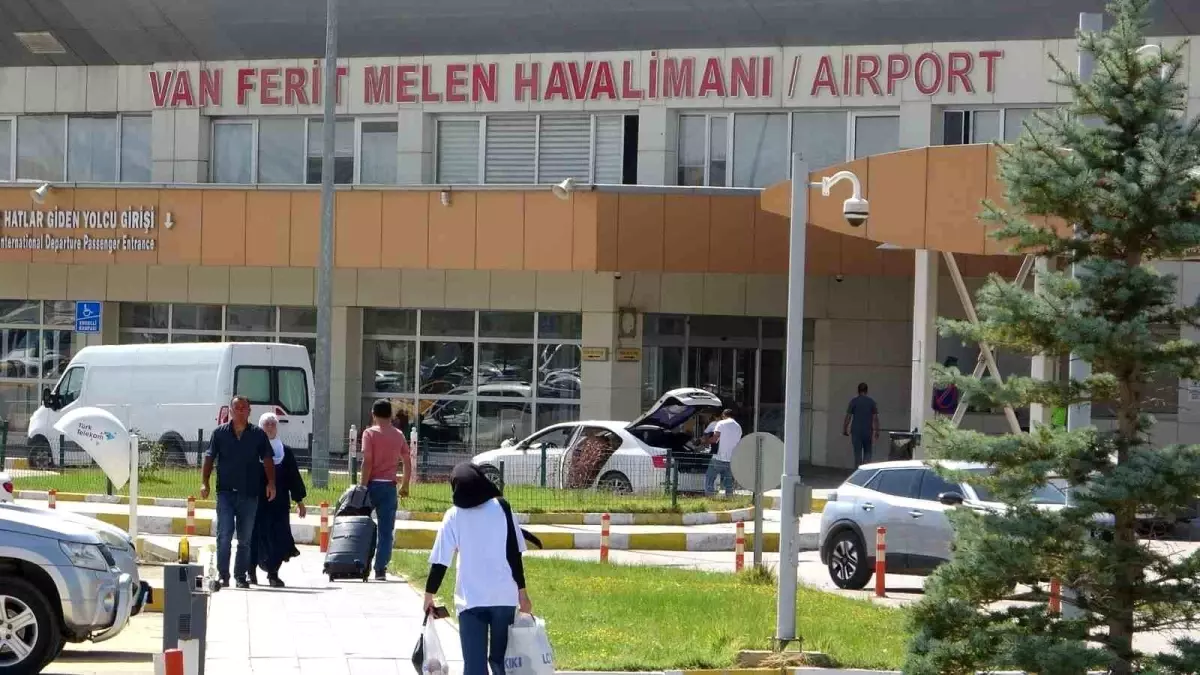 Van Havalimanı 3 Ay Kapanıyor, Turizm Endişeli