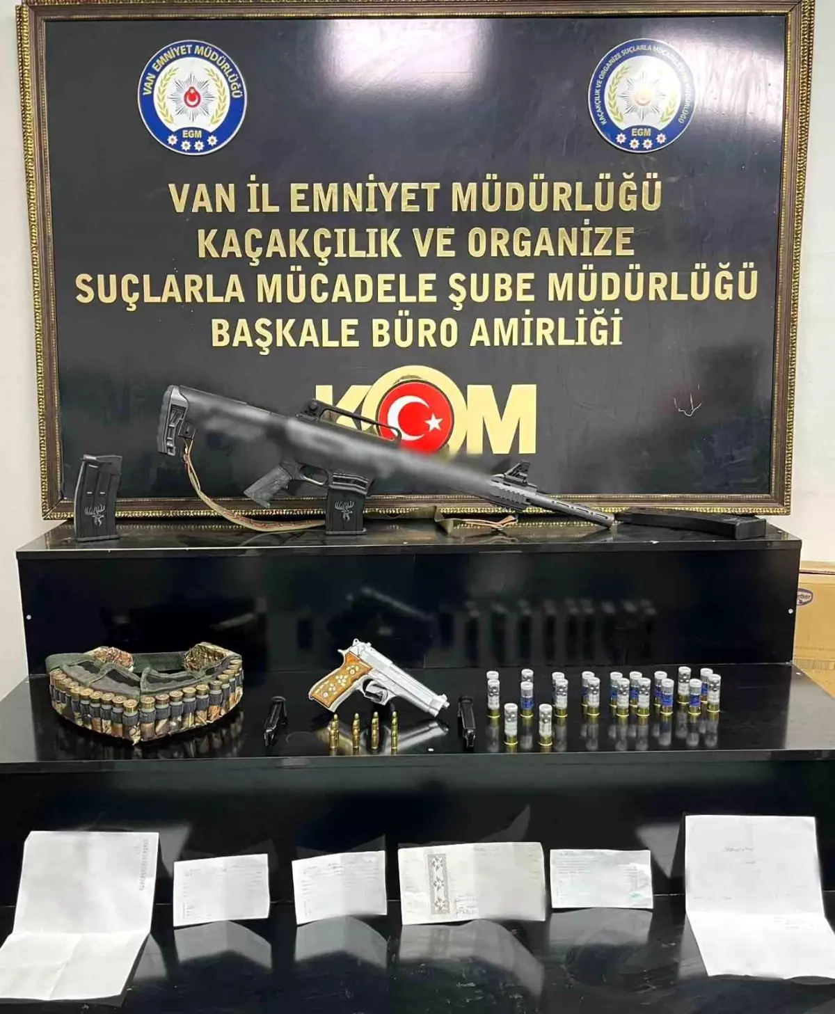 Başkale\'de Tefecilere Operasyon