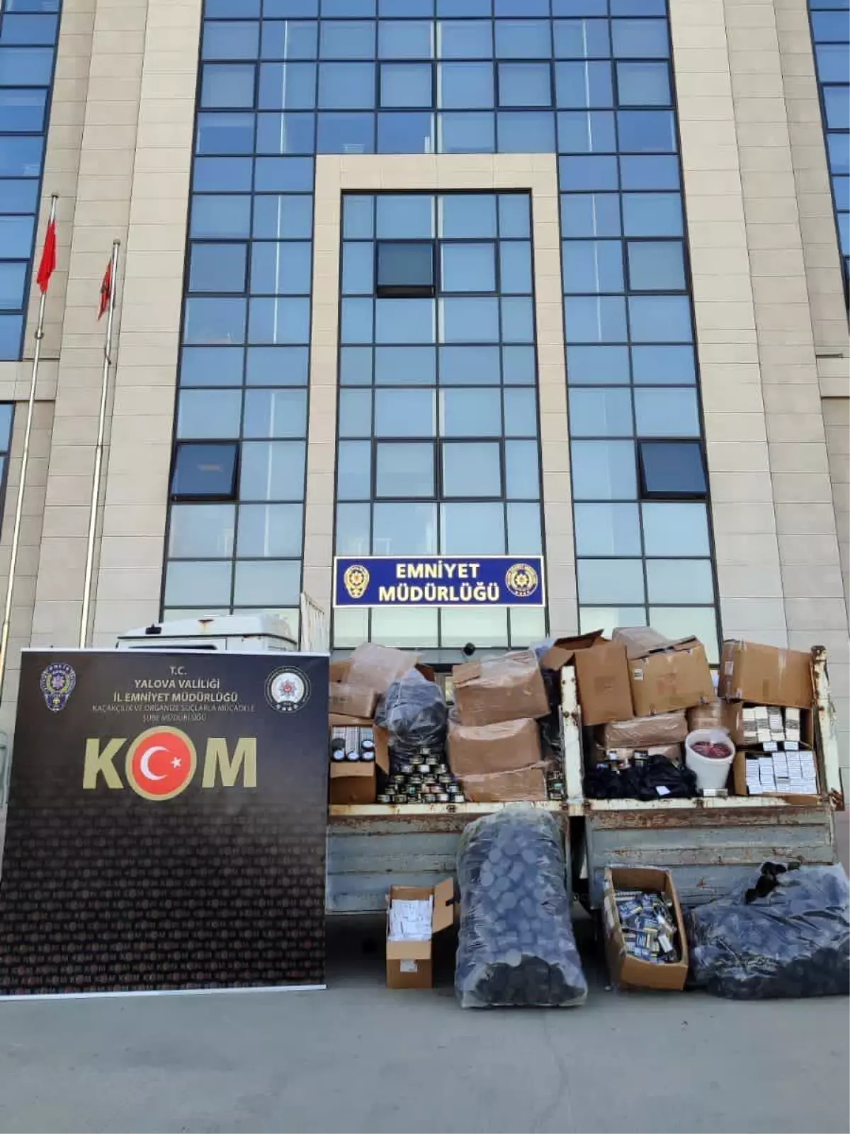 Yalova\'da Kaçak Tütün Operasyonu