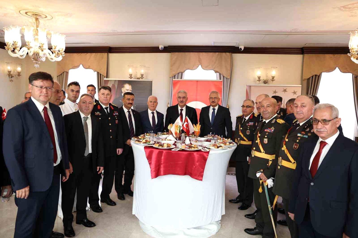 Başkan Bozbey, "Bu coşkuya tüm Bursalıları davet ediyorum"