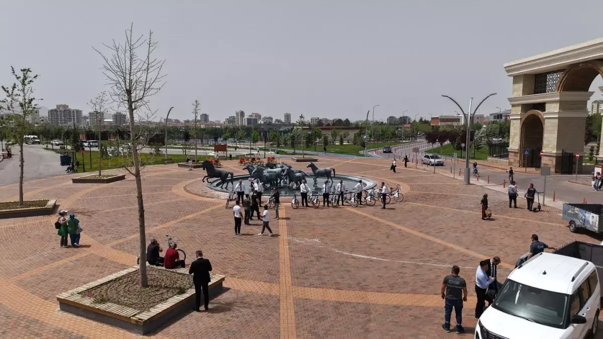 Büyükşehirin özel bireylere yönelik gönülleri titreten etkinliğinin yankıları sürüyor