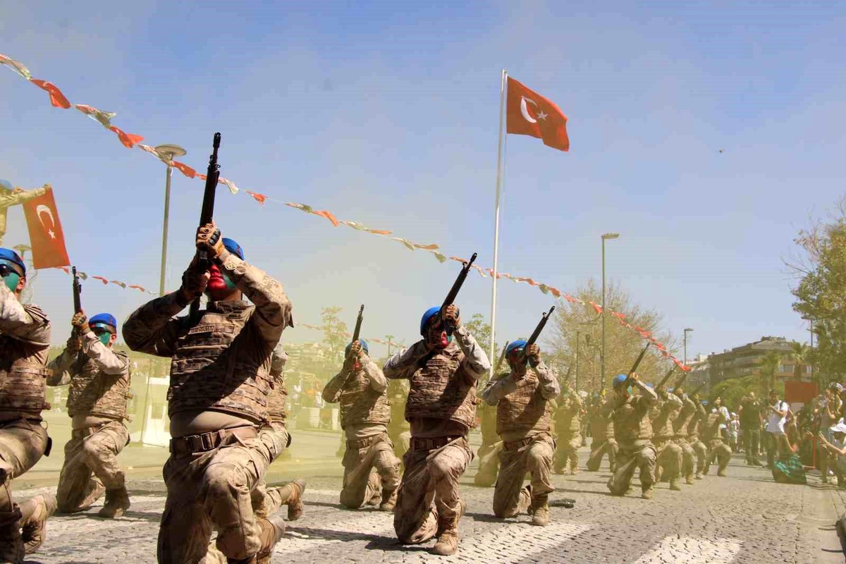 Çanakkale\'de 30 Ağustos Zafer Bayramı Töreni