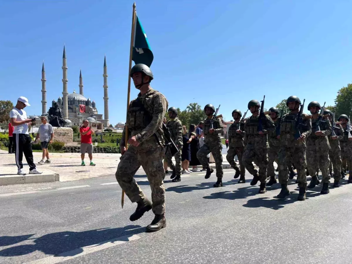 Edirne\'de Zafer Bayramı Coşkuyla Kutlandı