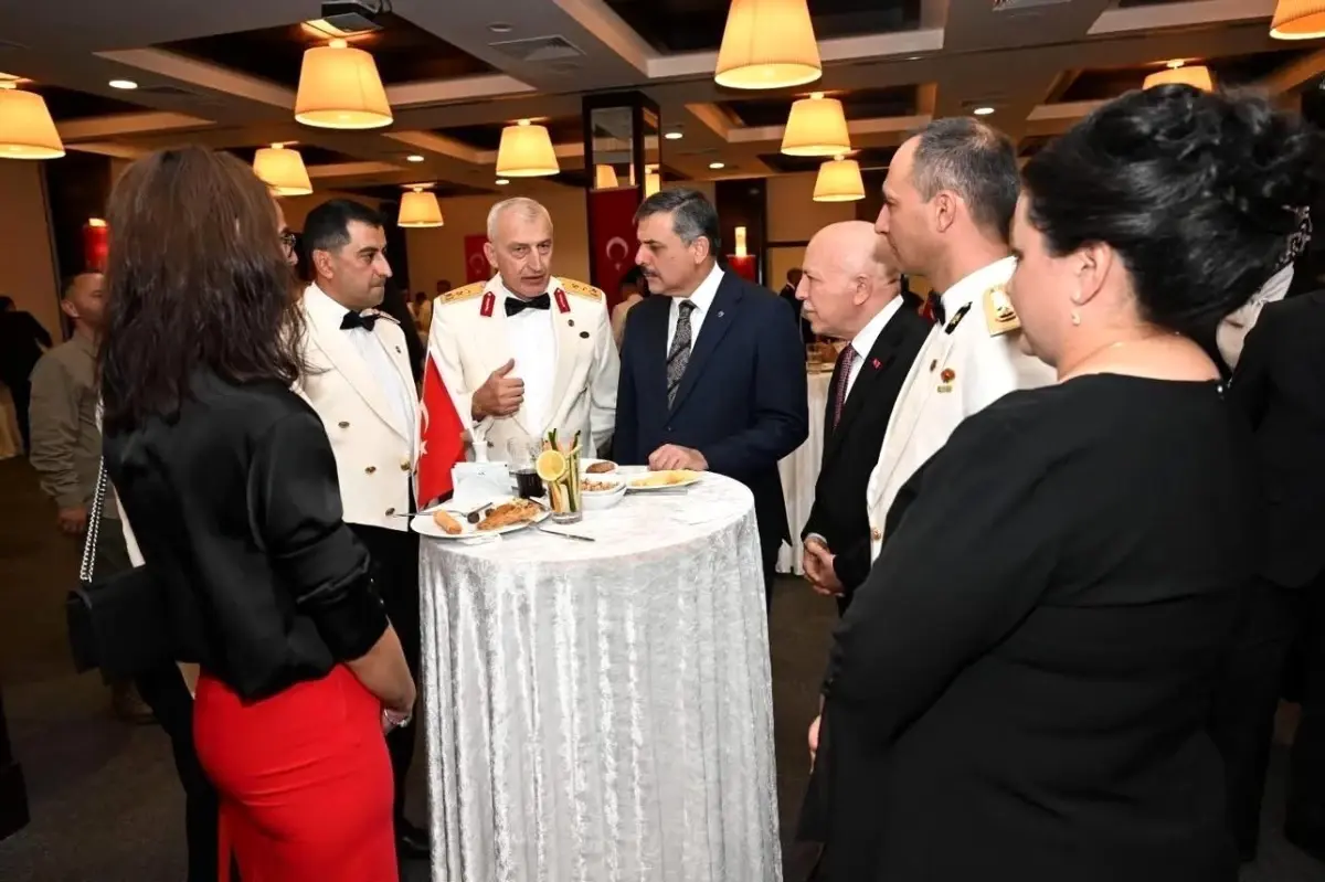 Erzurum\'da 30 Ağustos Zafer Bayramı Kutlandı
