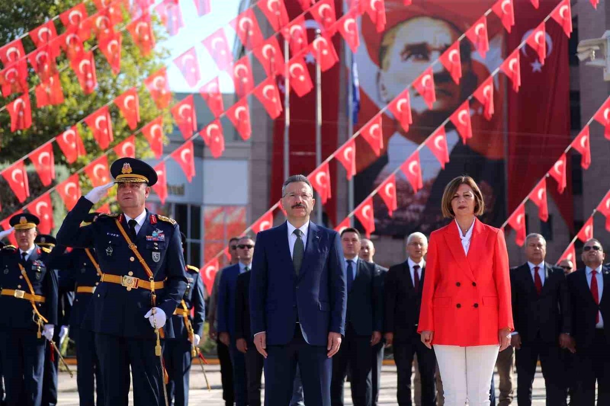 Eskişehir\'de 30 Ağustos Zafer Bayramı Kutlamaları Yapıldı
