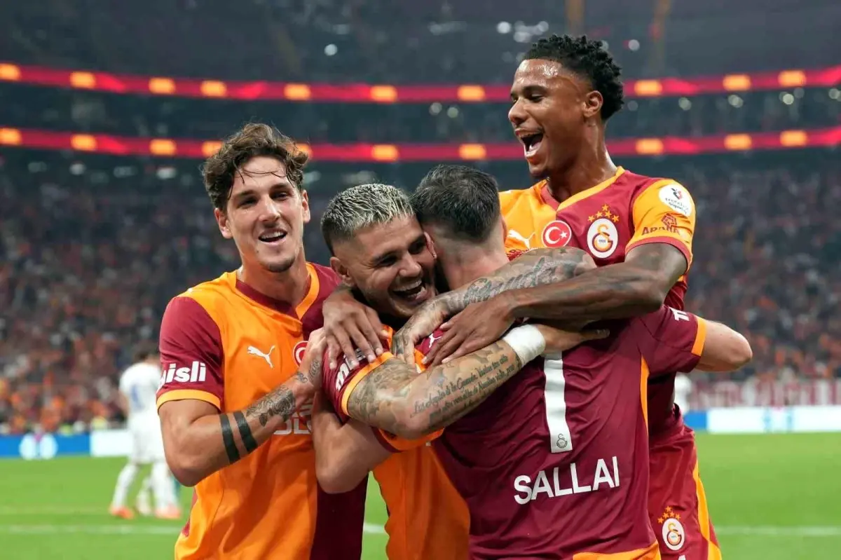Galatasaray 4\'te 4 Yaptı
