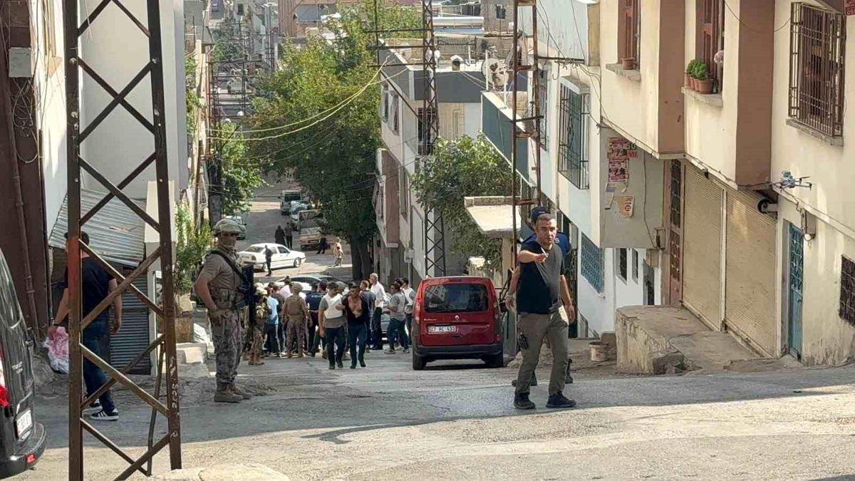 40 Yıl Hapis Cezalı Firari, Eşinin İhbarıyla Yakalandı