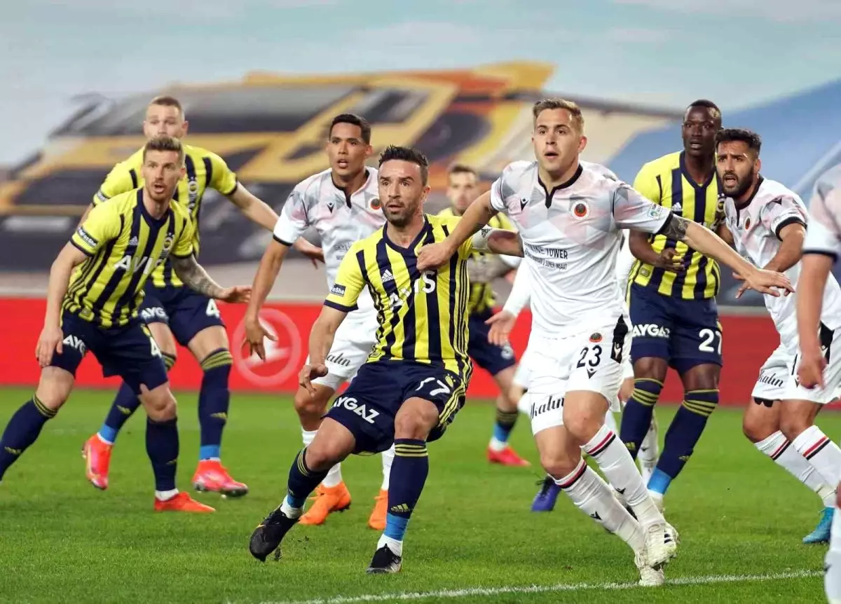 Fenerbahçe, Gençlerbirliği\'ni Konuk Ediyor
