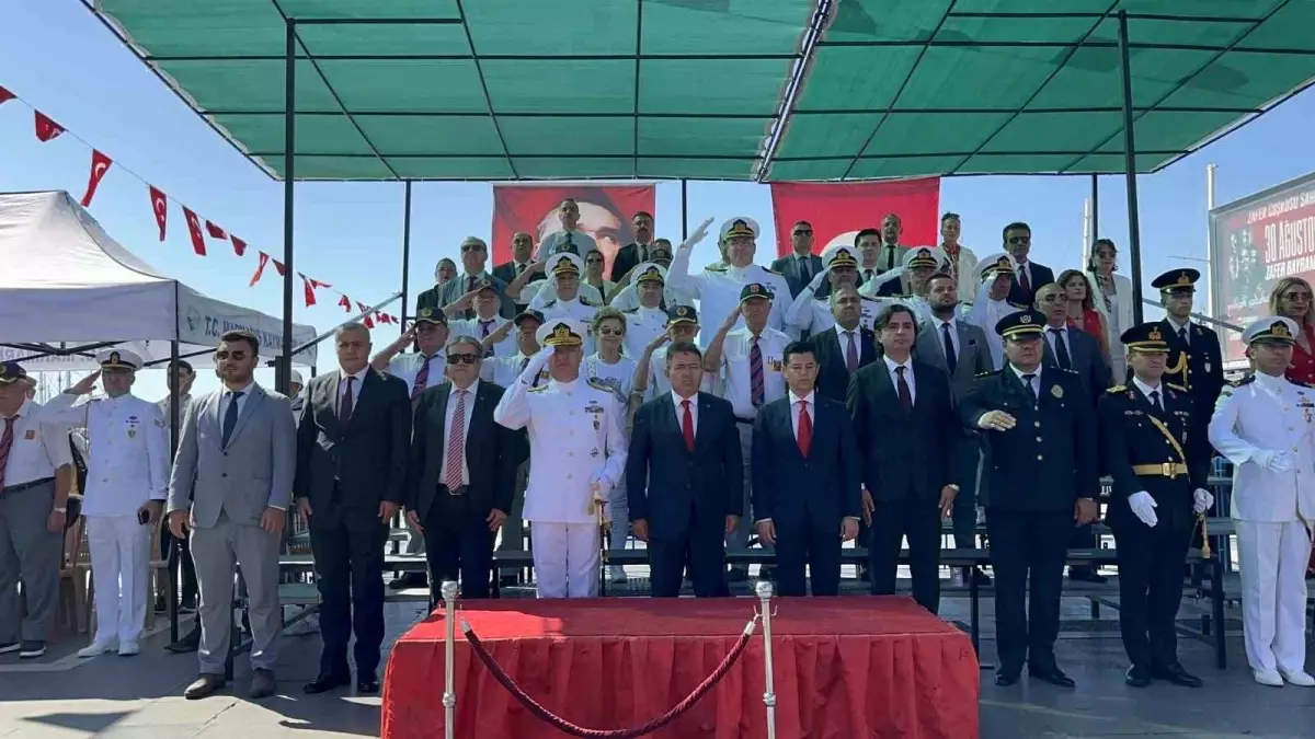 Marmaris\'te 30 Ağustos coşkusu yaşandı